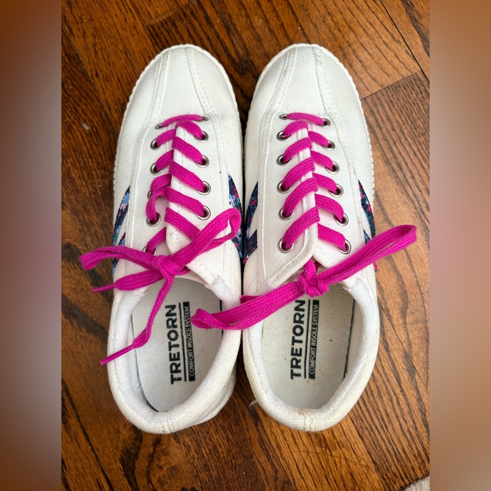 Tretorn White Canvas Sneakers with Hot Pink Laces